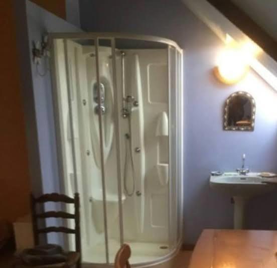 Chambre Chez L'Habitant Rueyres Екстер'єр фото